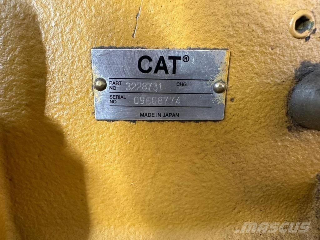 CAT 330 D L Hidráulicos