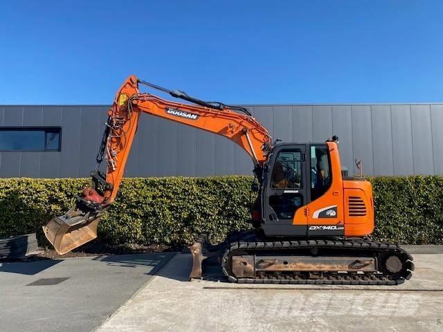 Doosan DX140 LCR-5 Excavadoras sobre orugas