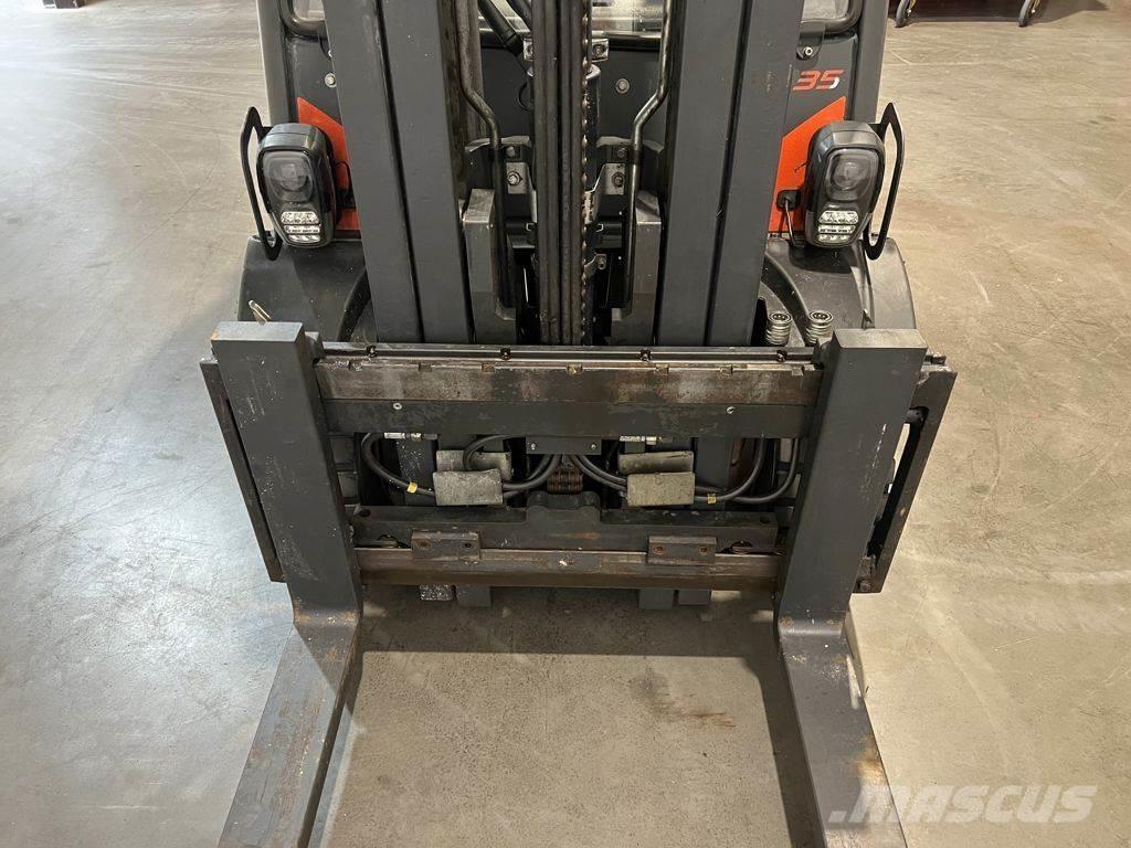 Linde H35D-02 Camiones diesel