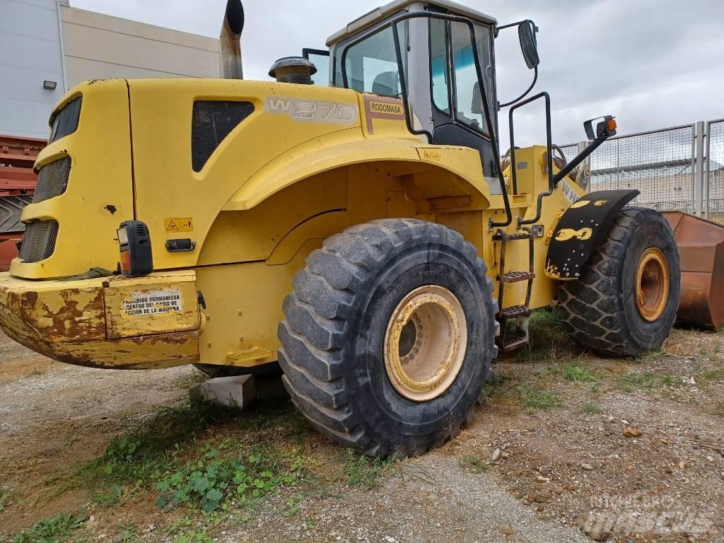 New Holland W271 Cargadoras sobre ruedas