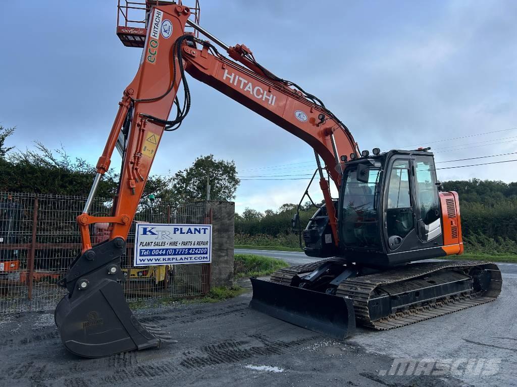 Hitachi ZX 135 US-6 Excavadoras sobre orugas