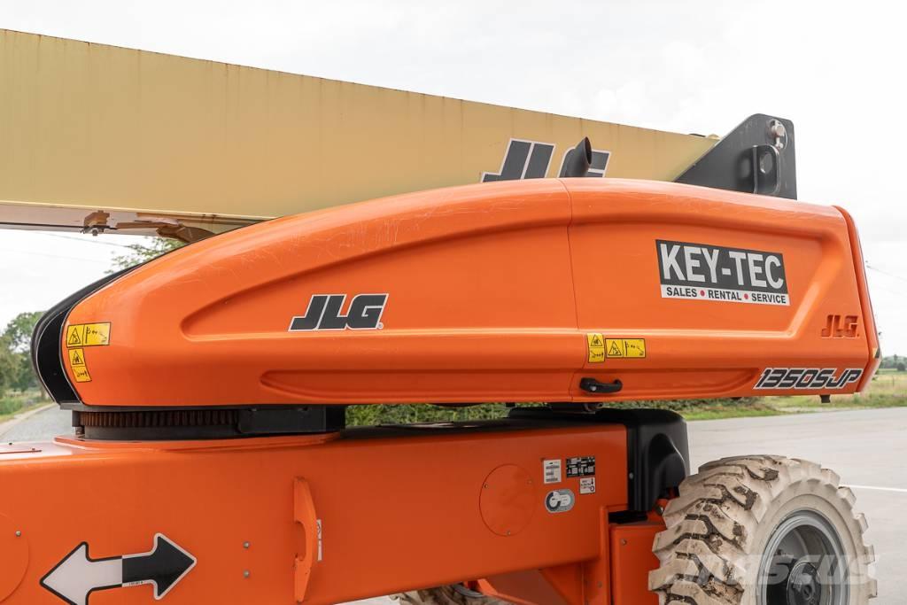 JLG 1350 SJP Plataformas con brazo de elevación telescópico
