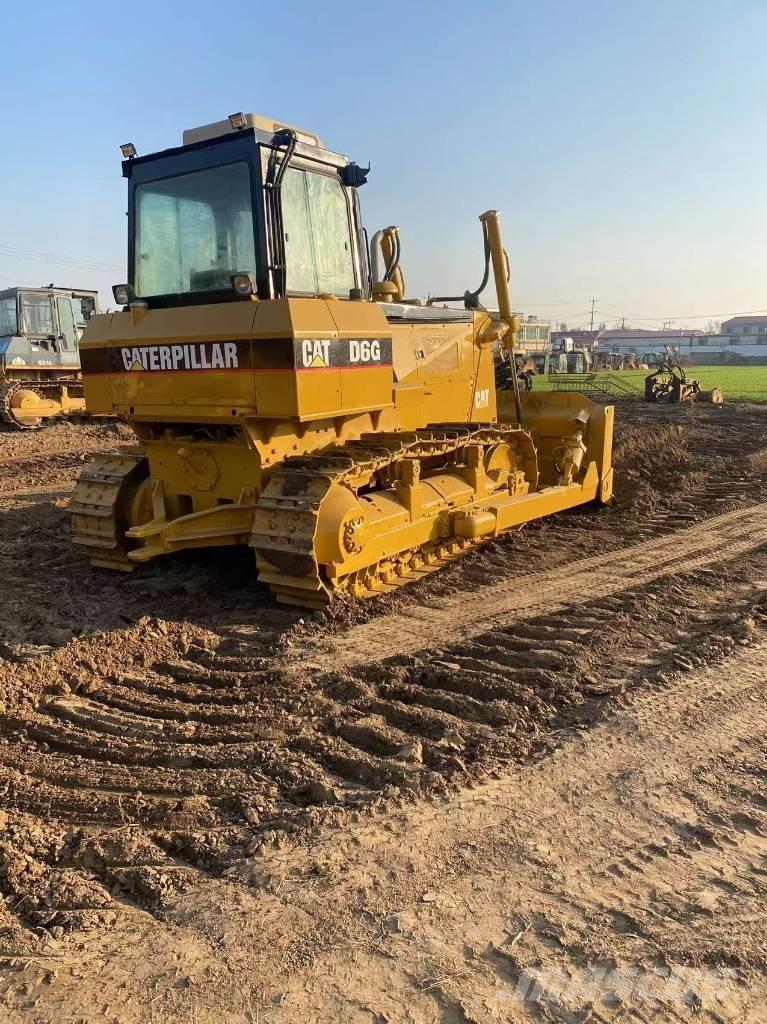 CAT D 6 G Buldozer sobre oruga
