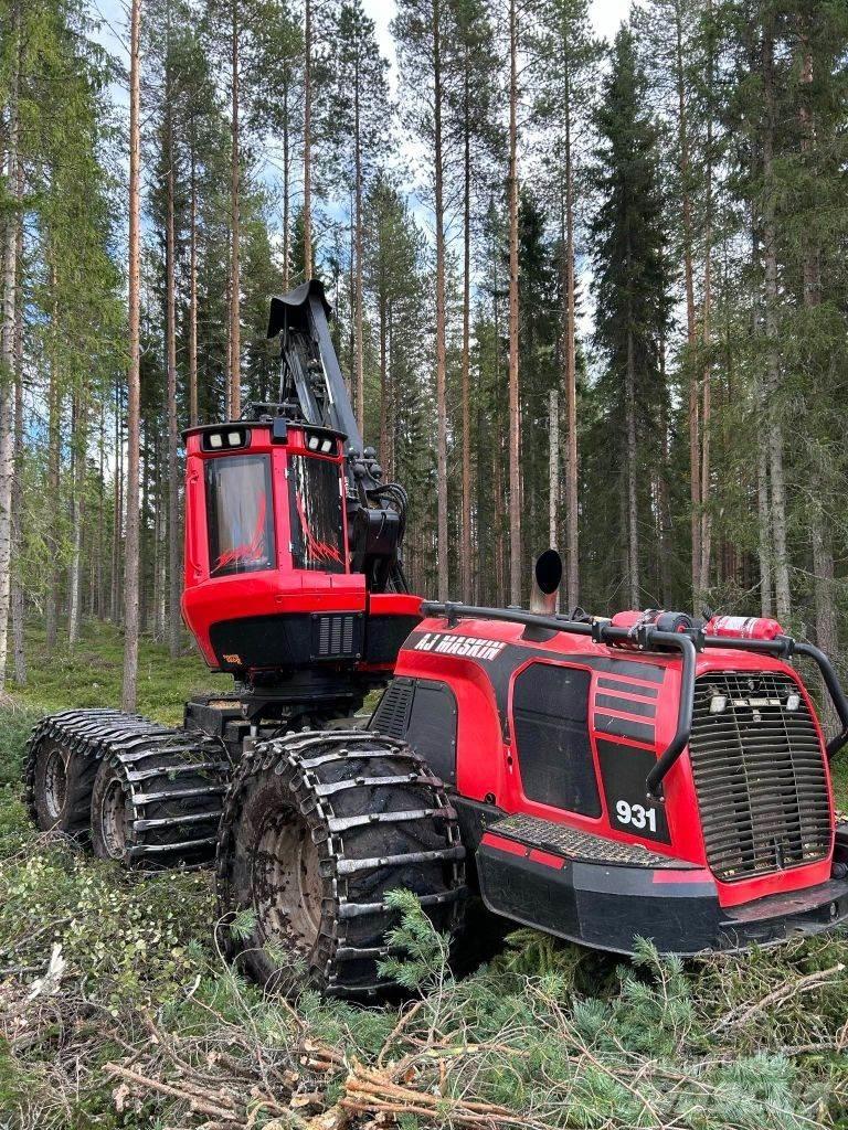 Komatsu 931 Cosechadoras