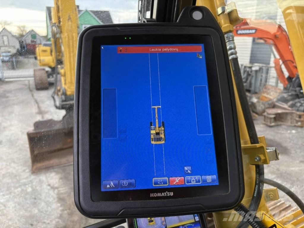 Komatsu PC210LCi-11 Excavadoras sobre orugas