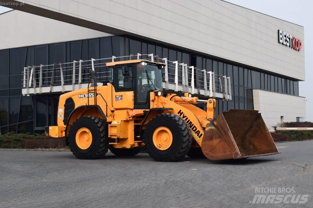 Hyundai HL 965 Cargadoras sobre ruedas