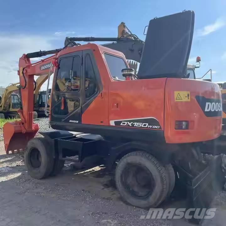 Doosan DX150W Excavadoras de ruedas