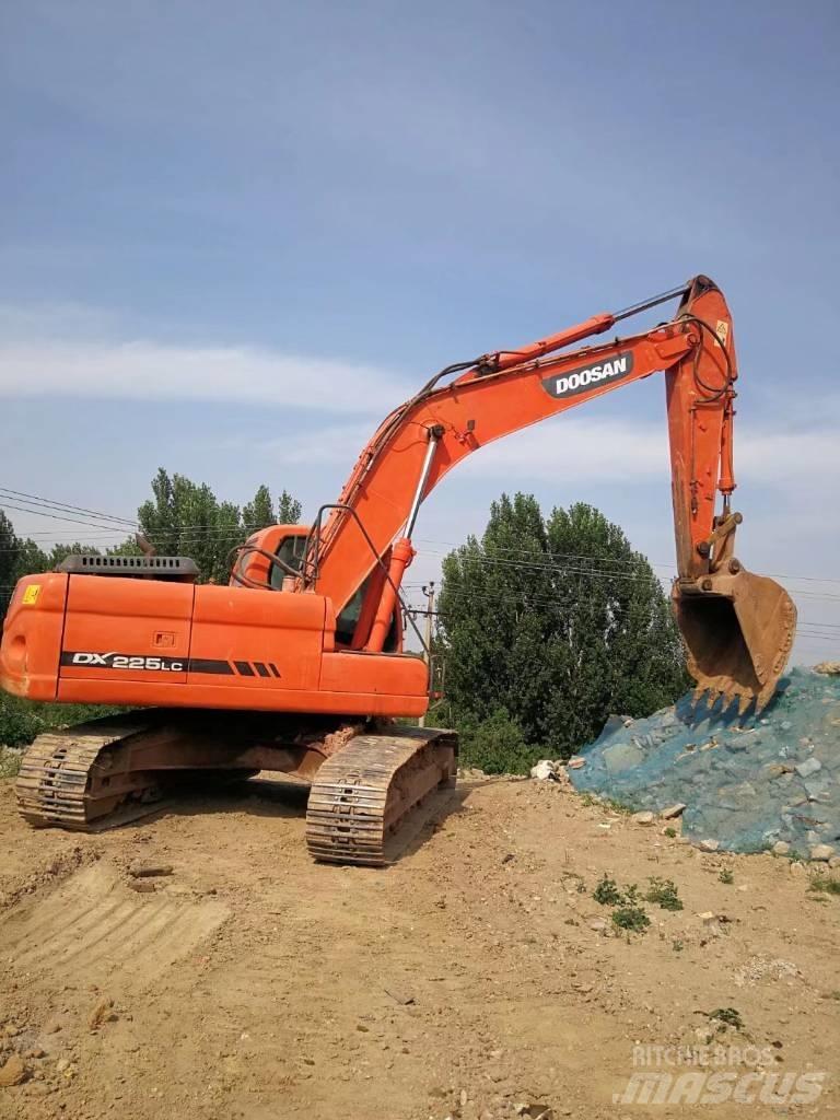 Doosan dx225 Excavadoras sobre orugas