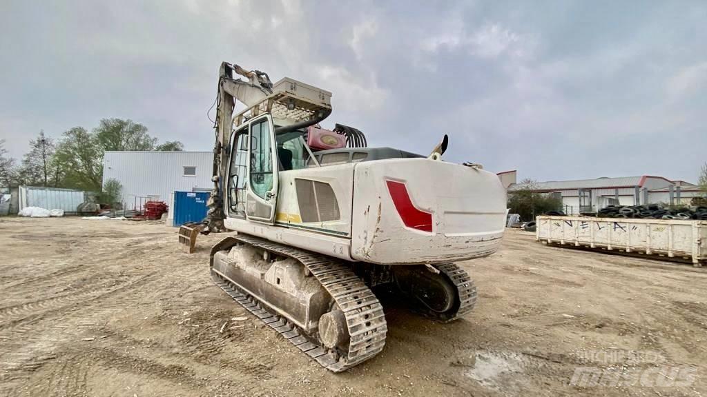 Liebherr R 924 Excavadoras sobre orugas