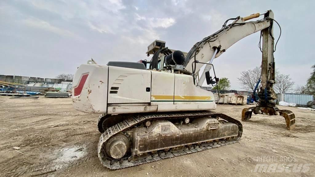 Liebherr R 924 Excavadoras sobre orugas