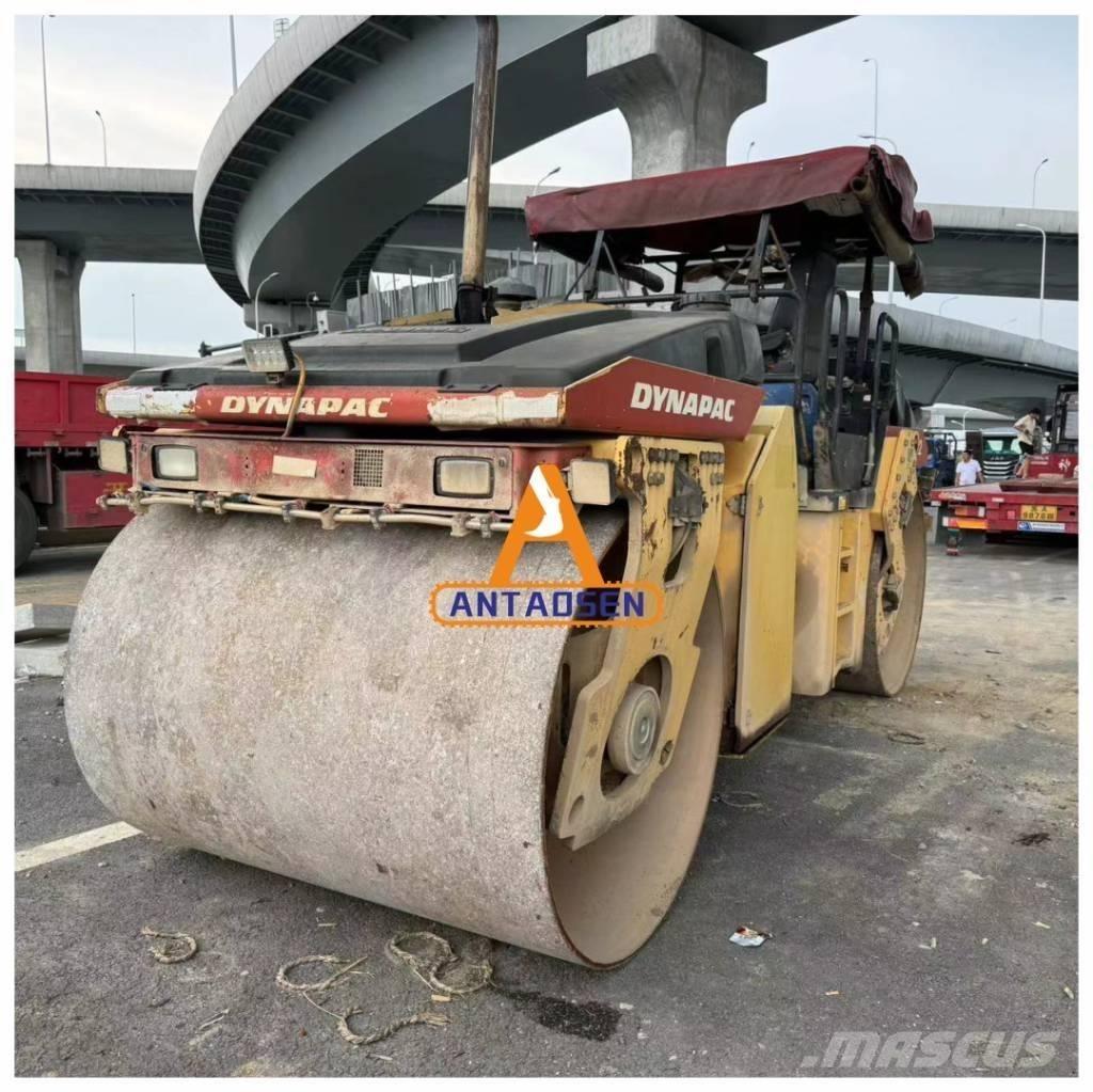Dynapac CC422 Rodillos de doble tambor