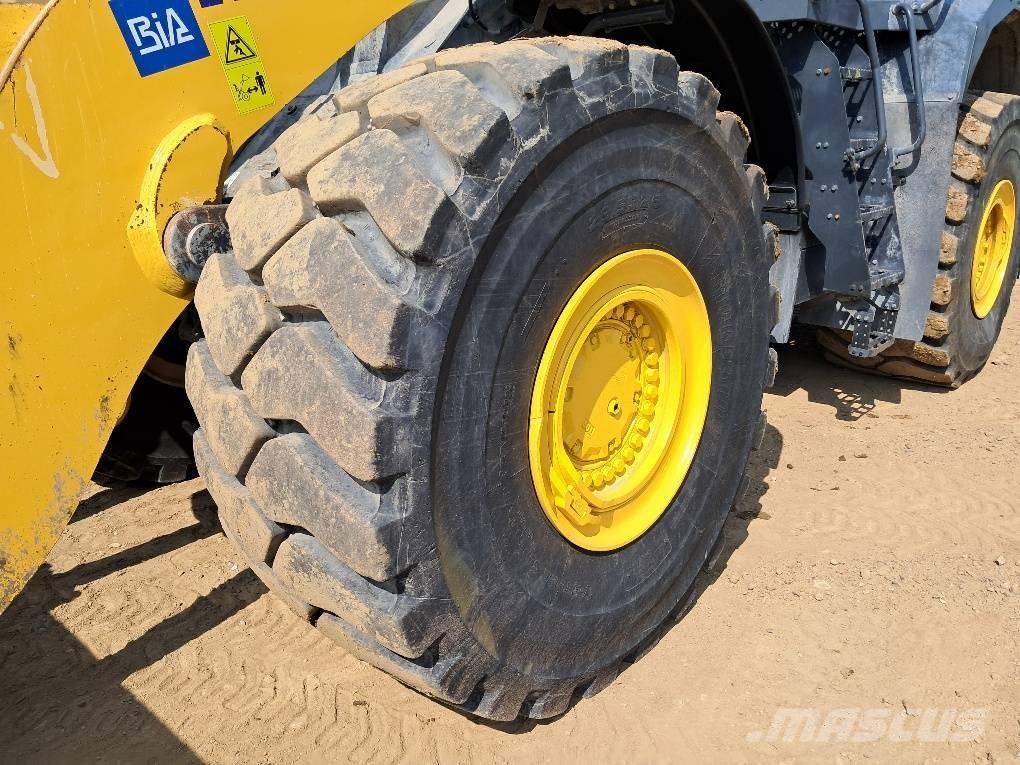 Komatsu WA500-8E0 Cargadoras sobre ruedas