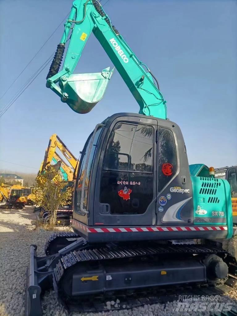 Kobelco SK 75 Excavadoras 7t - 12t