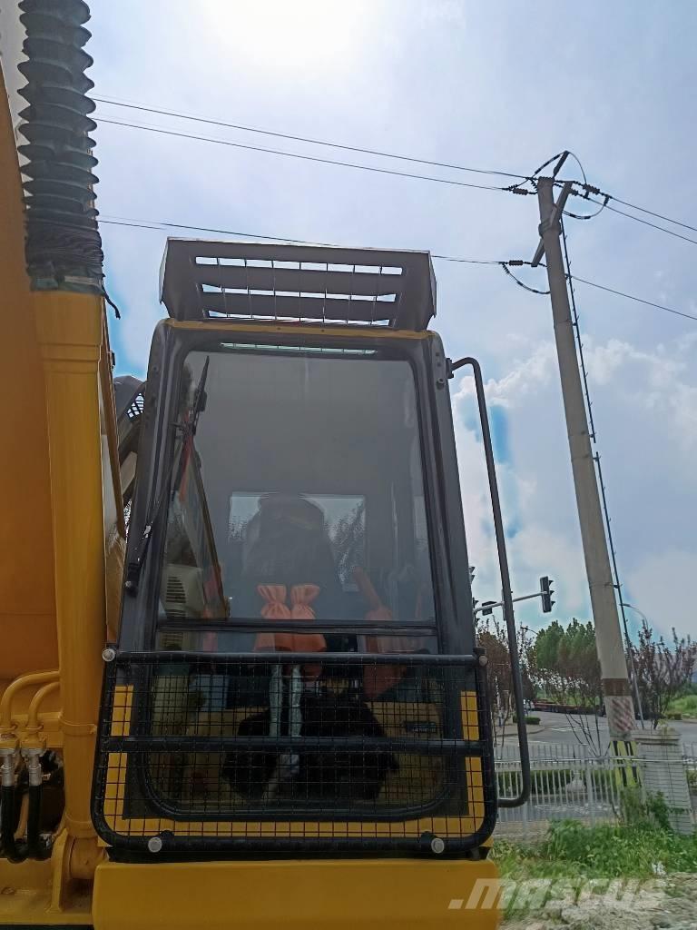 Komatsu PC 200 Excavadoras sobre orugas