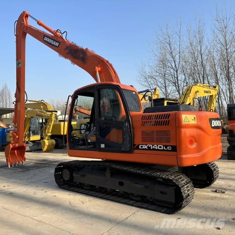 Doosan DX 140 Excavadoras 7t - 12t