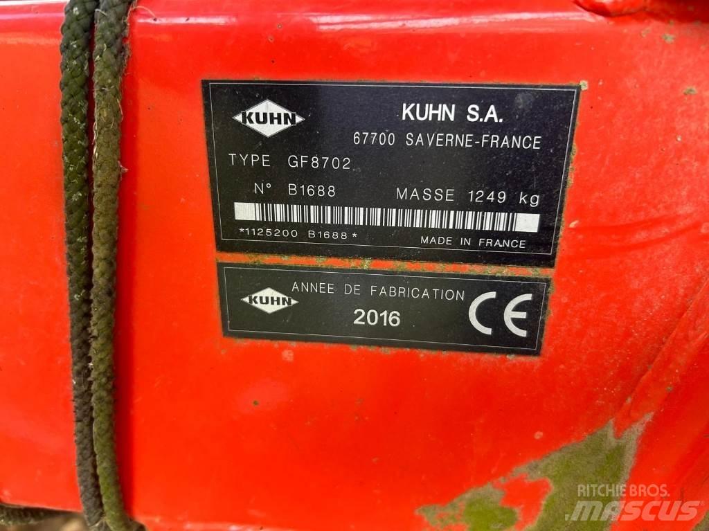 Kuhn GF8702 Rastrilladoras y rastrilladoras giratorias