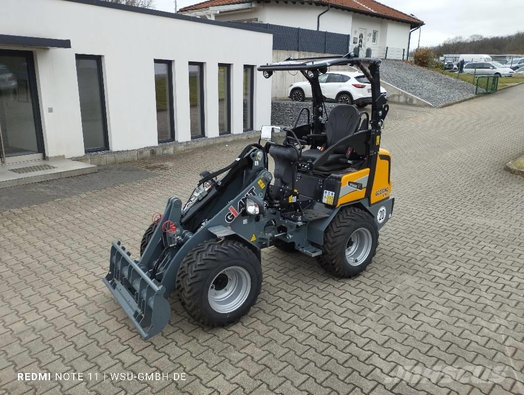 GiANT G2200 Xtra HD Cargadoras y excavadoras frontales