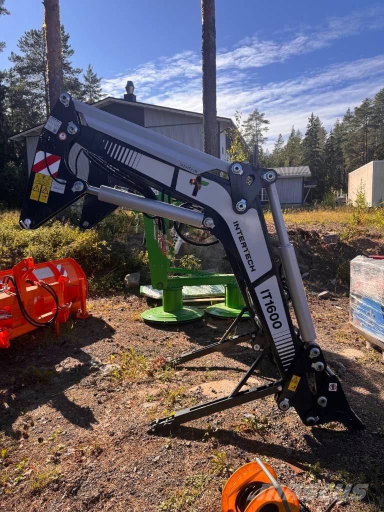 Inter-Tech IT 1600 Cargadoras y excavadoras frontales