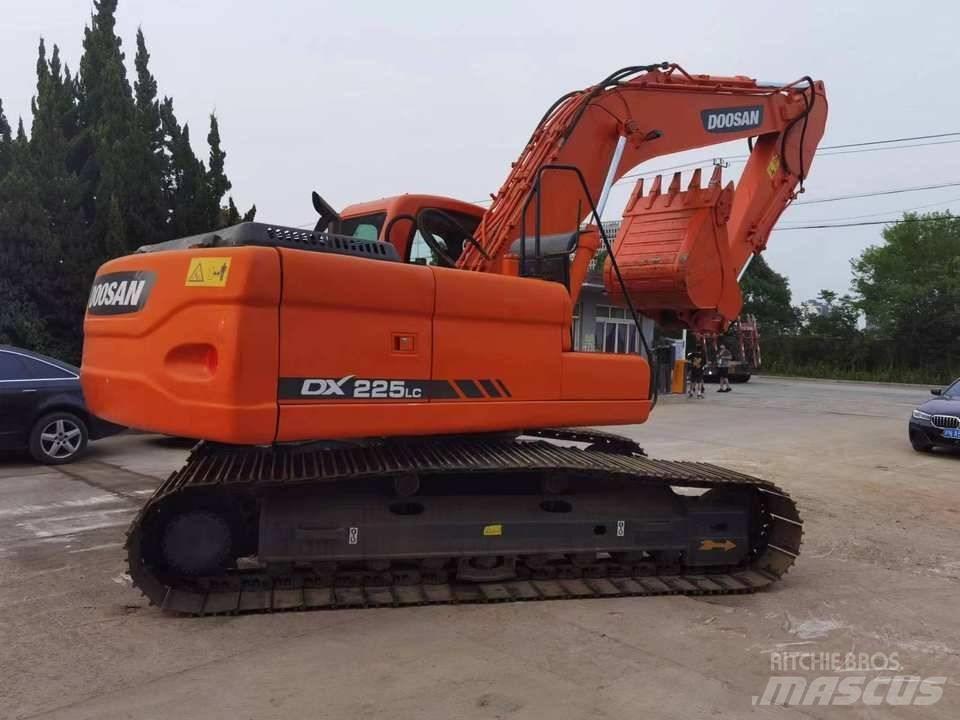 Doosan dx225 Excavadoras sobre orugas