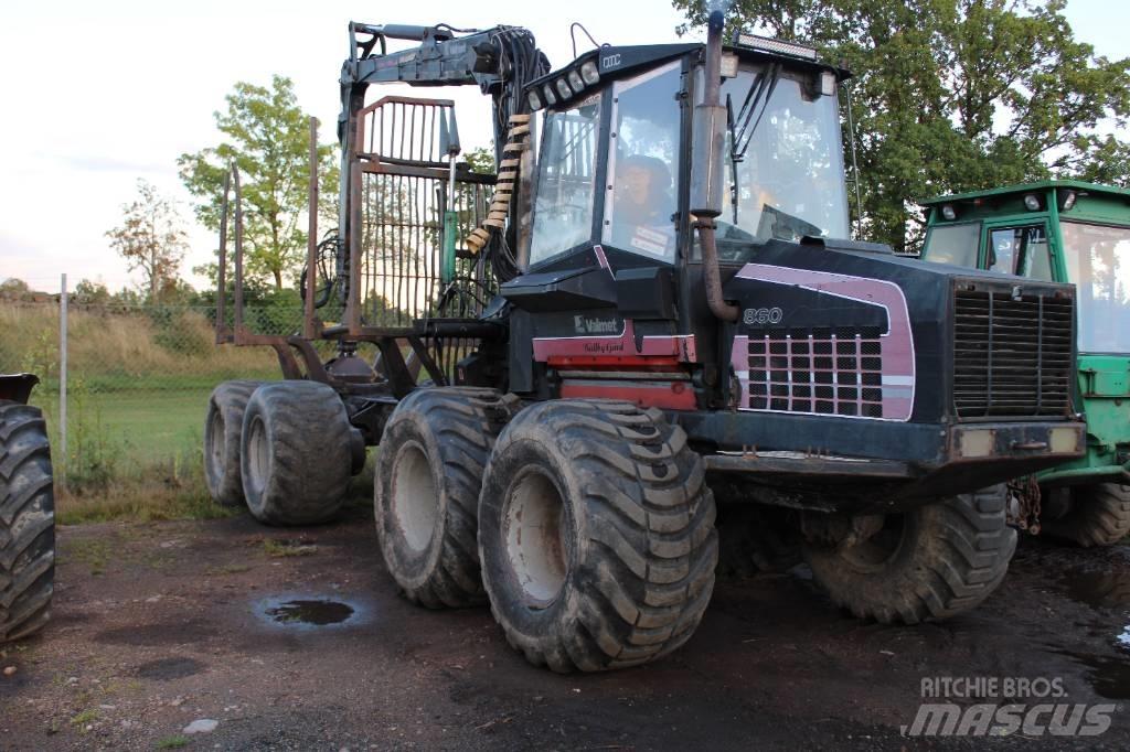 Valmet 860 Transportadoras