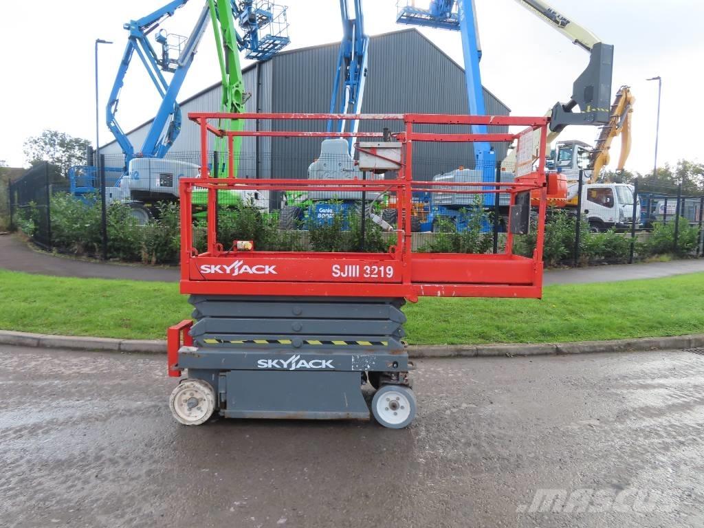 SkyJack SJ II 3219 Plataformas tijera