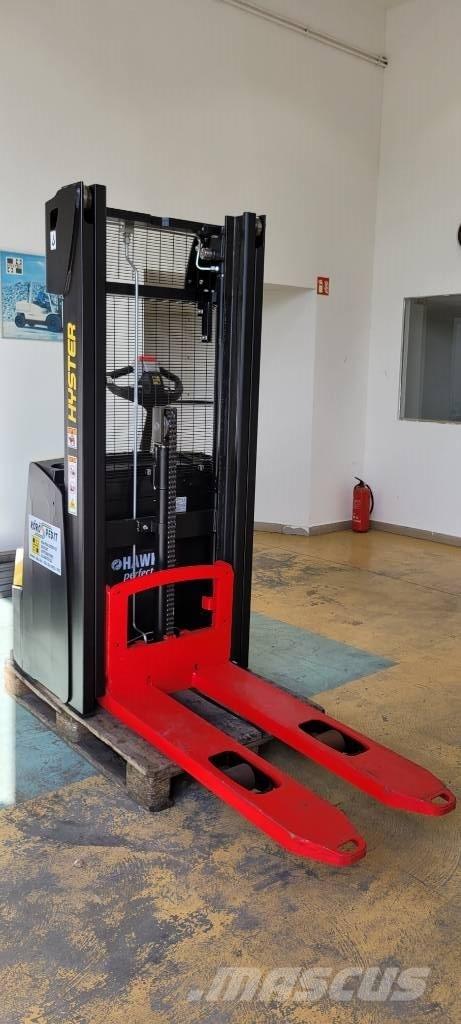 Hyster S 1.0 Montacargas manual