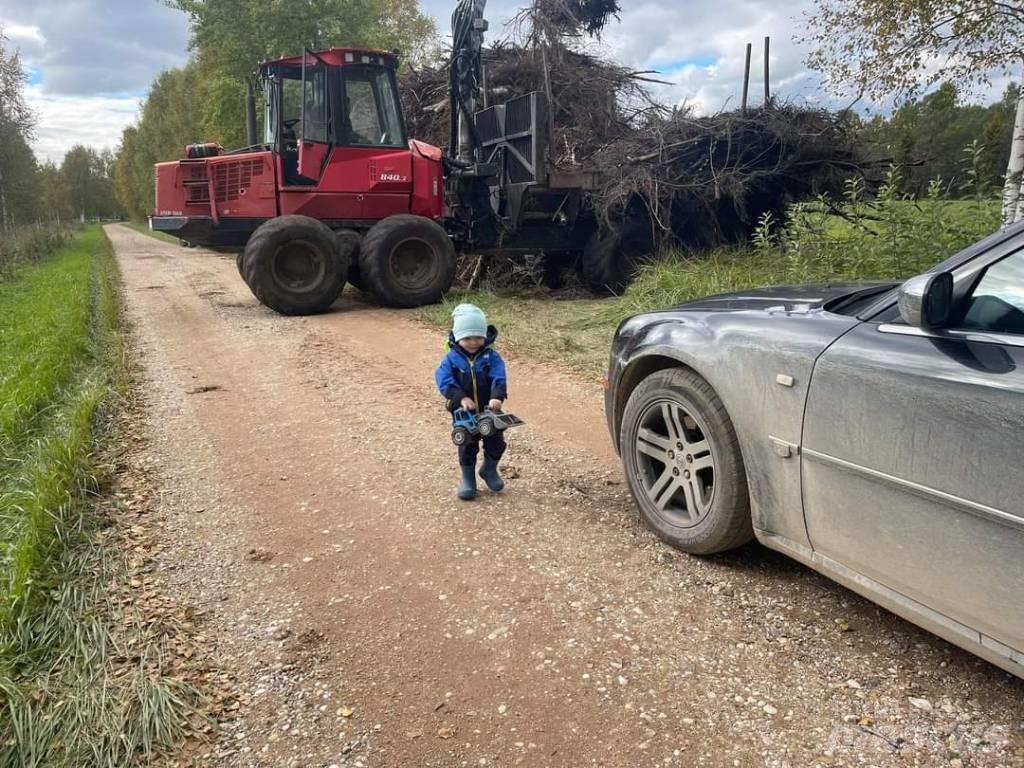 Valmet 840.3 Transportadoras