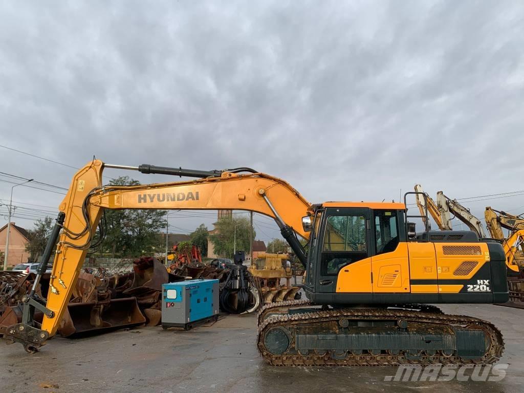 Hyundai HX 220 L Excavadoras sobre orugas