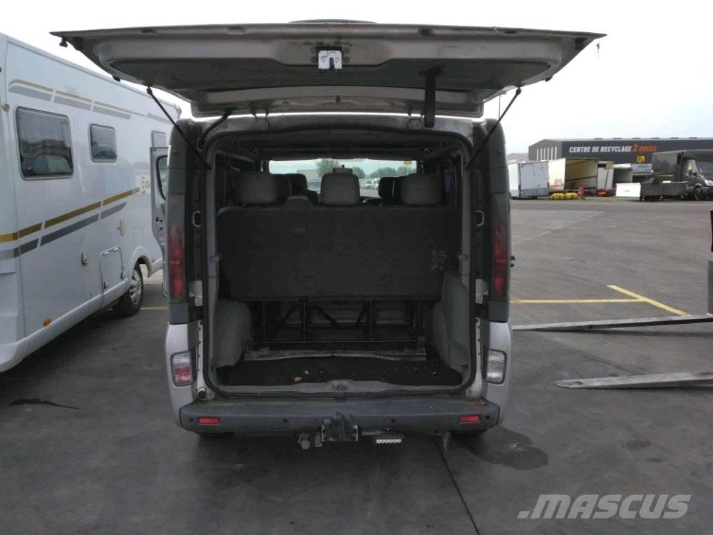 Opel Vivaro 1 Minibuses