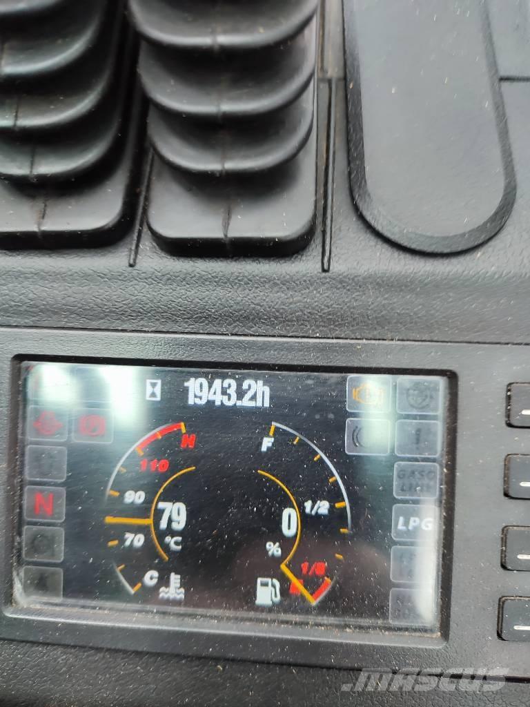 Manitou MI 25 G Camiones LPG