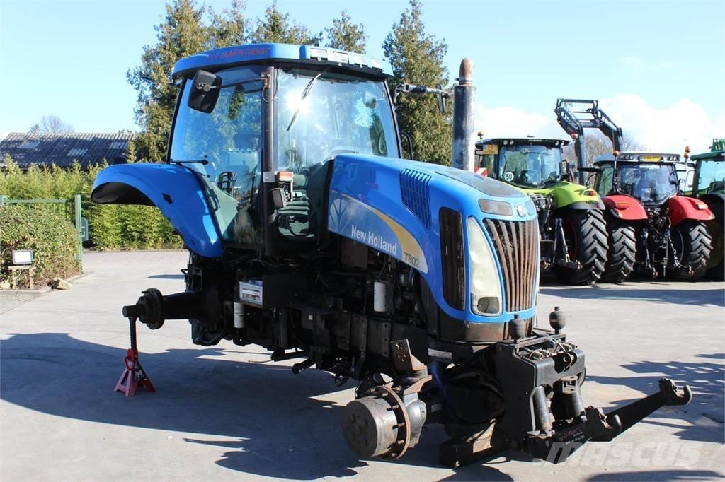 New Holland T8020 Tractores