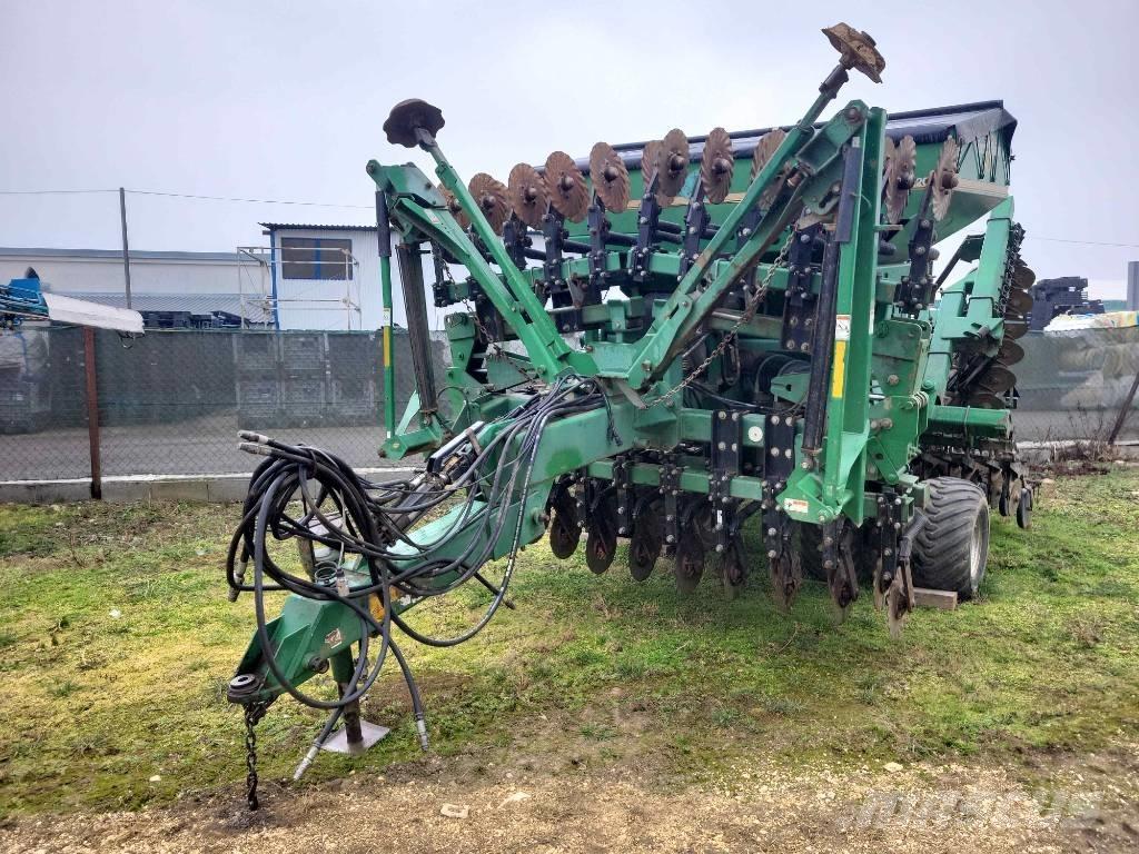 Great Plains NTA 2000 Perforadoras combinadas