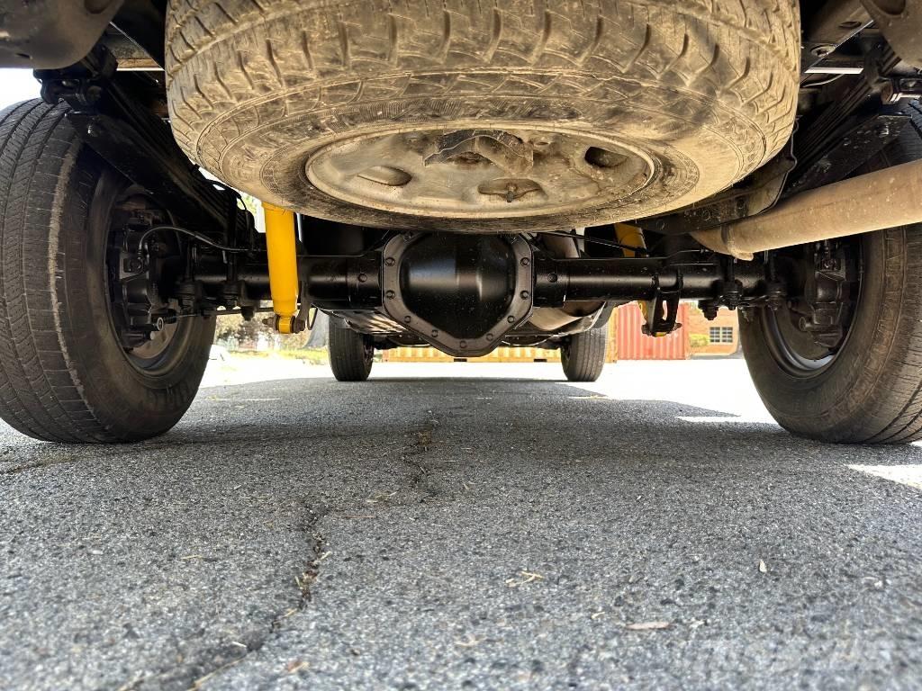 Chevrolet 2500 HD Caja abierta/laterales abatibles