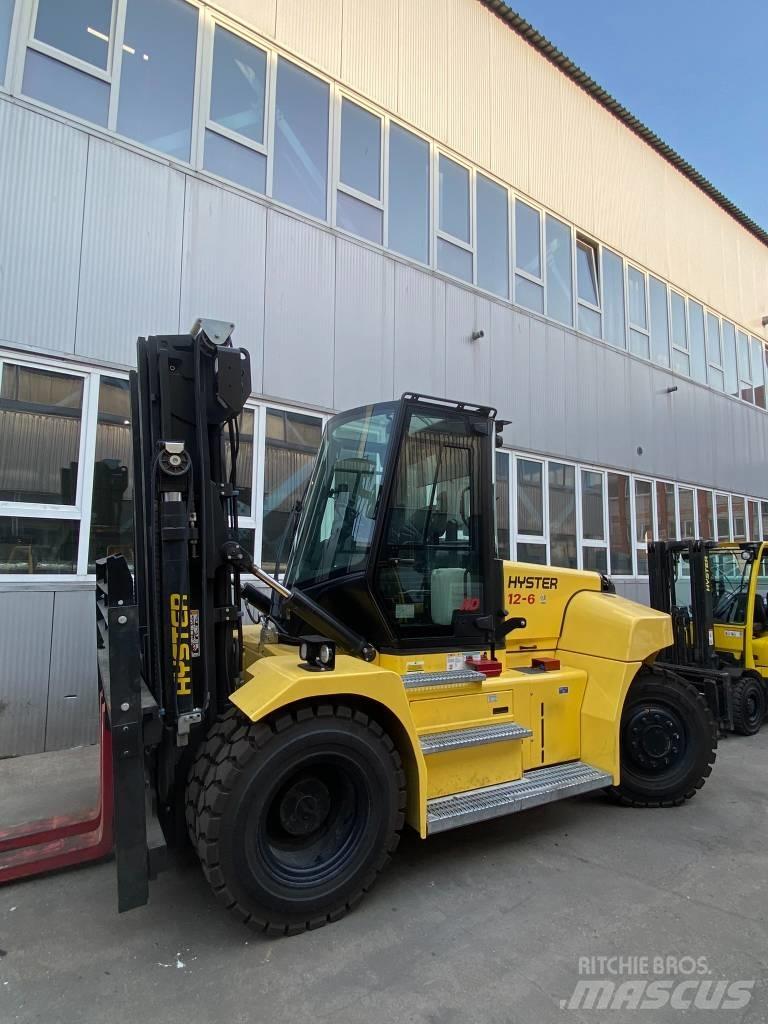 Hyster H12XD6 Camiones diesel