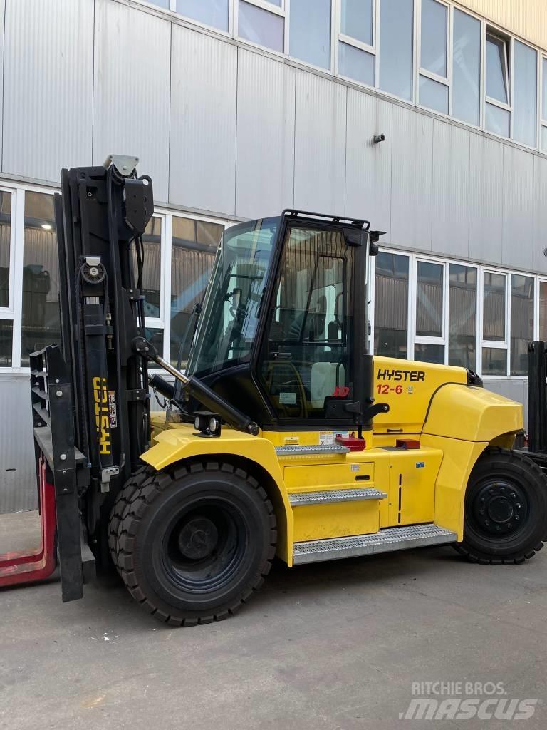 Hyster H12XD6 Camiones diesel