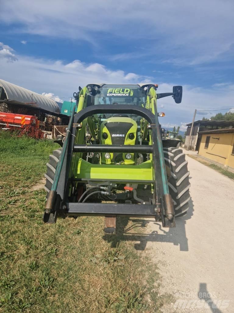 CLAAS Arion 470 Tractores