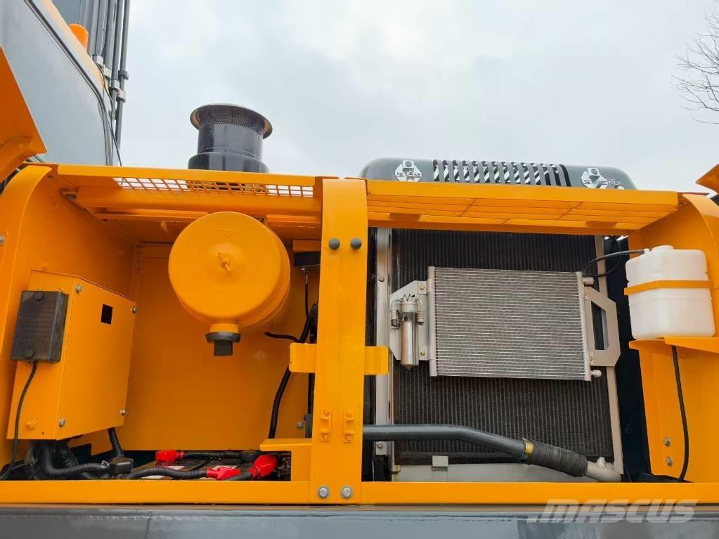 Hyundai 305-9T Excavadoras sobre orugas