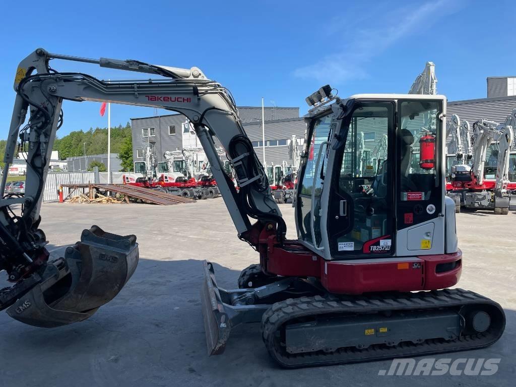 Takeuchi TB 257 FR Miniexcavadoras