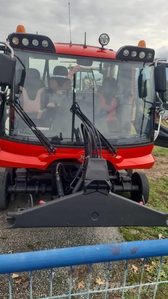  PistenBully  600 Barredoras de nieve