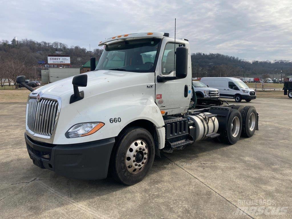 International LT Camiones tractor