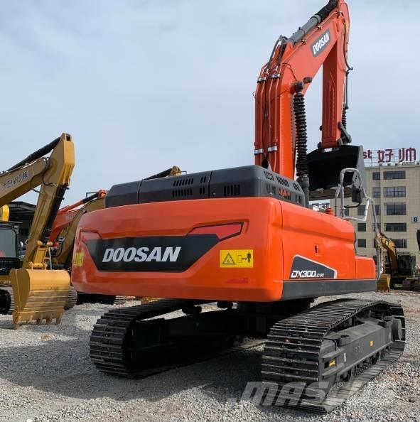 Doosan DX 300 LC-9C Excavadoras sobre orugas