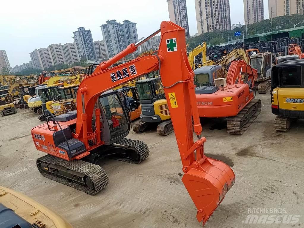 Hitachi ZX 130 Excavadoras sobre orugas