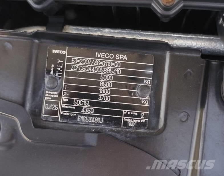 Iveco Daily 50 C15 Camiones con caja de remolque