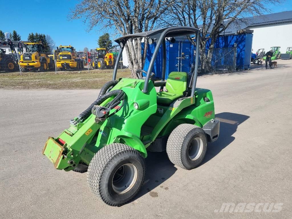 Avant 528 Minicargadoras