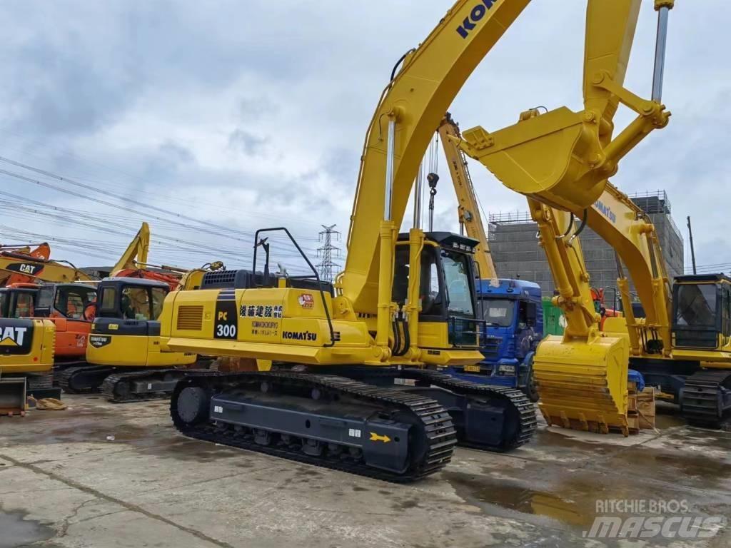 Komatsu PC 300 Excavadoras sobre orugas