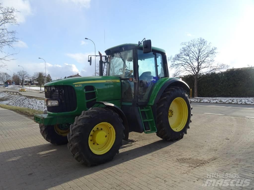 John Deere 6530 Tractores