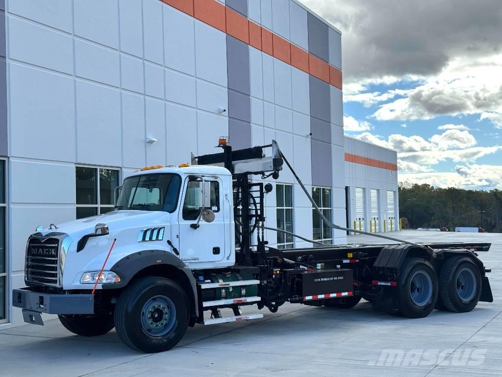 Mack Granite GU 813 Camiones desmontables
