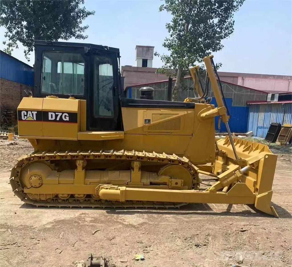 CAT D 7 G Buldozer sobre oruga