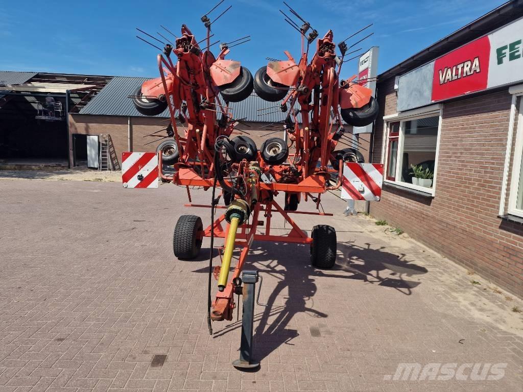 Kuhn GF 10802 T Rastrilladoras y rastrilladoras giratorias