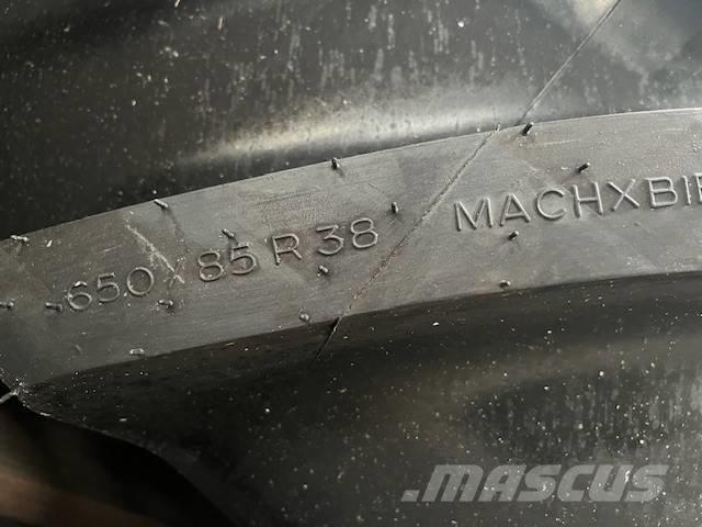 Michelin MachXBib Llantas